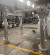 过税收优惠、研发补助等政策